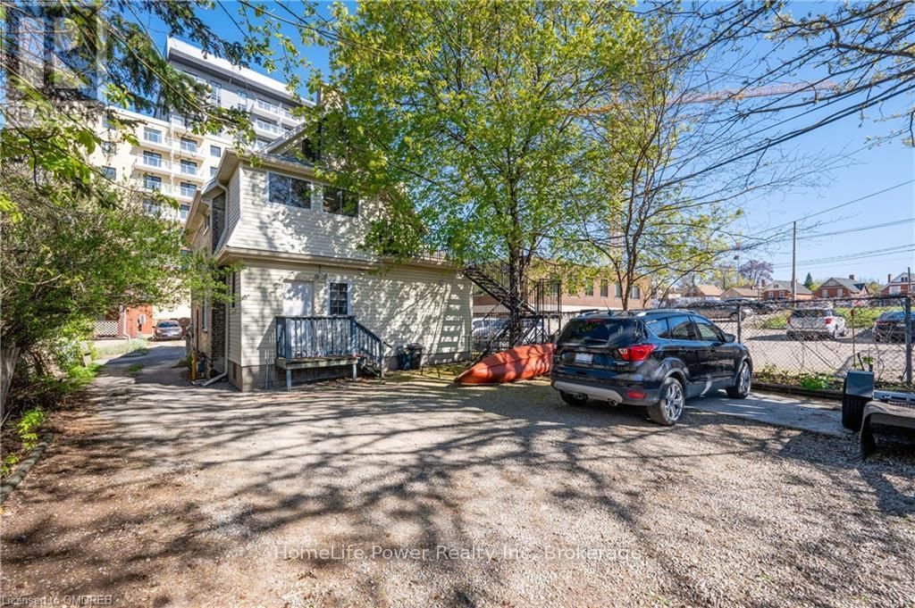 19 WILTON PLACE Image 2