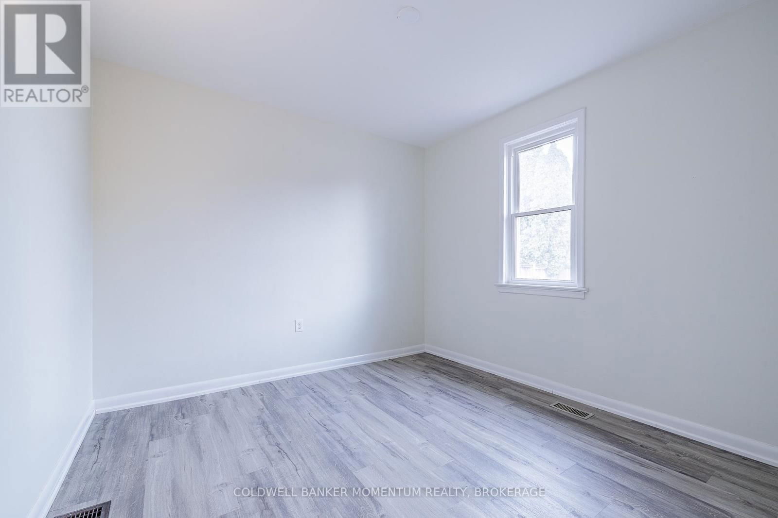 4759 EPWORTH CIRCLE Image 17