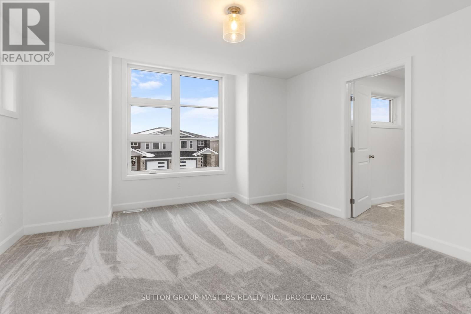 208 SUPERIOR DRIVE Image 30