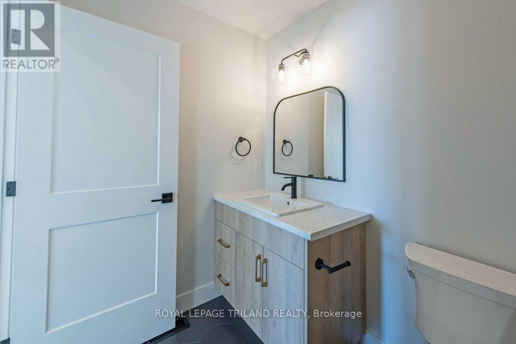 278 MARSH LINE Image 26