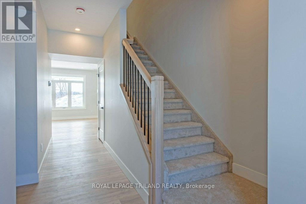 278 MARSH LINE Image 4