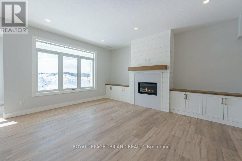 278 MARSH LINE Image 9
