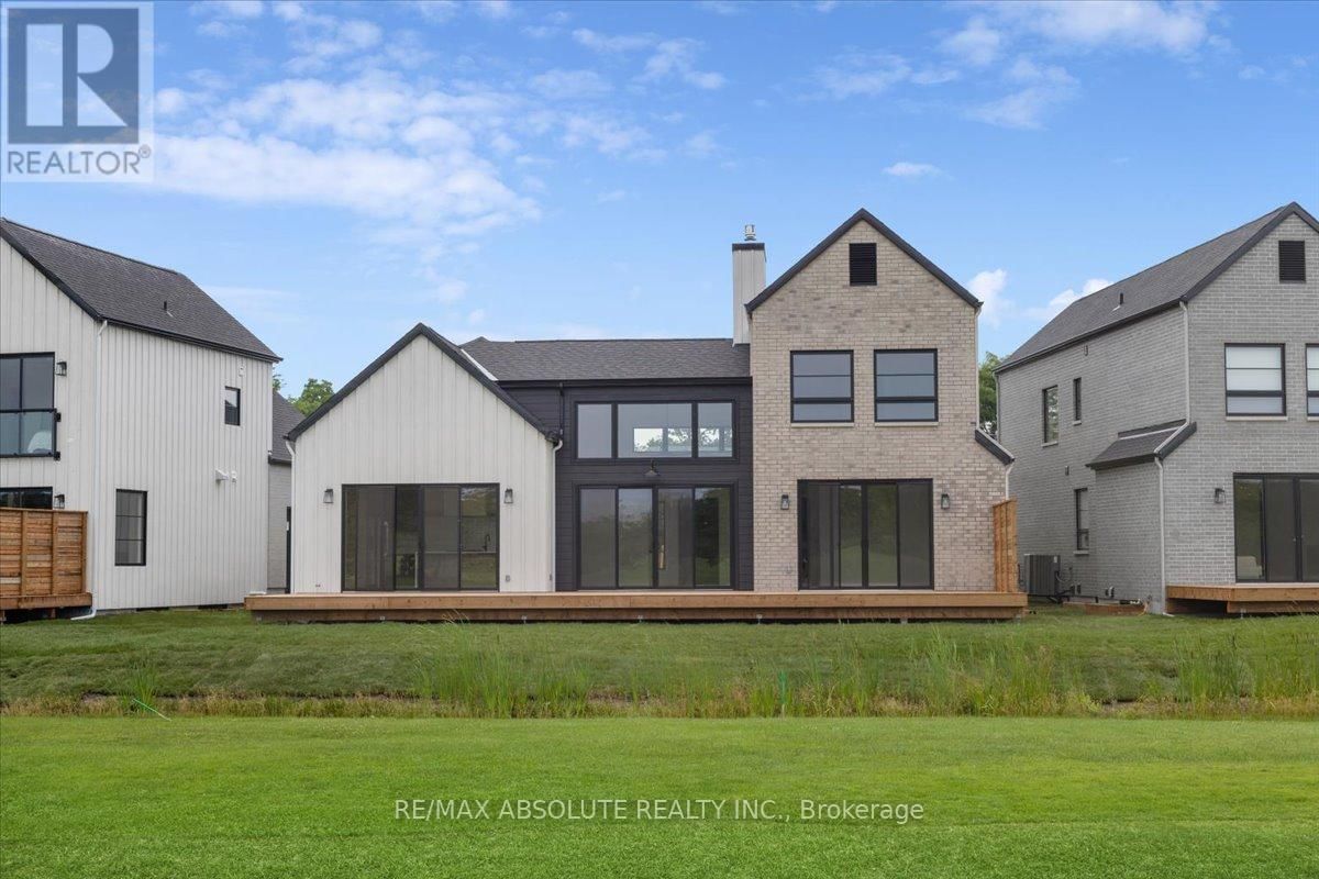 15 TRAILWAY CIRCLE Image 37