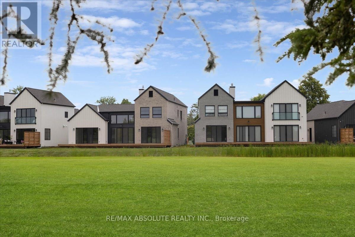 15 TRAILWAY CIRCLE Image 39