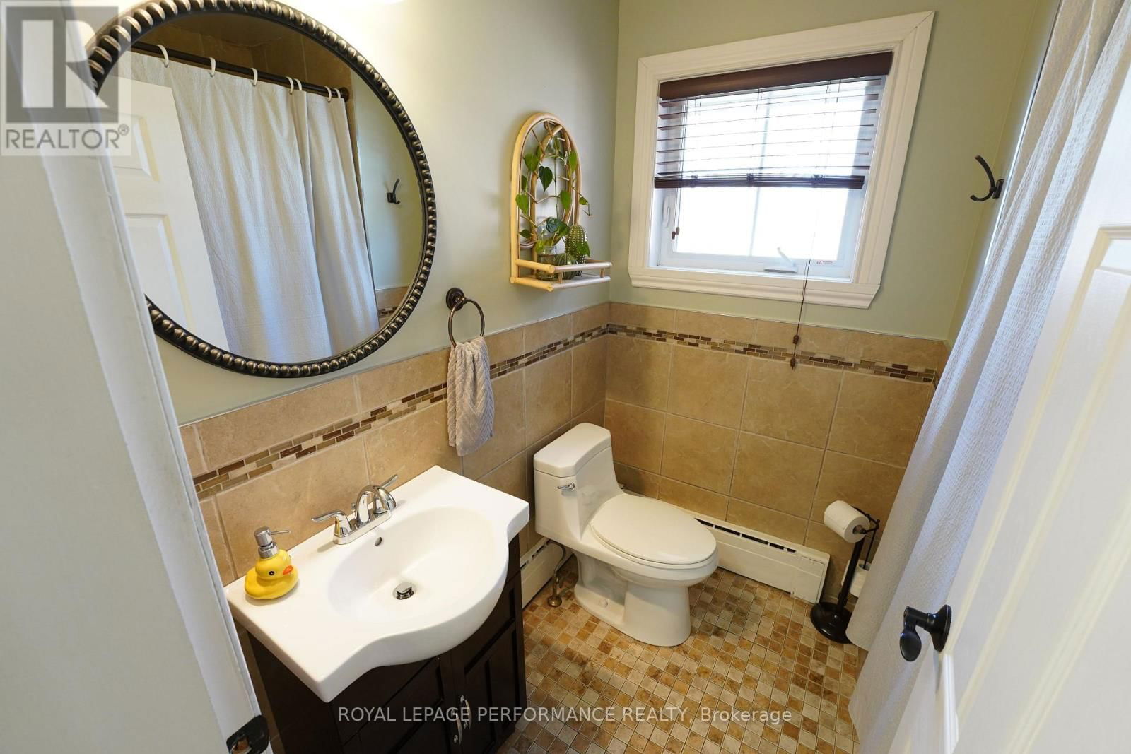 1510 DOVER ROAD Image 15