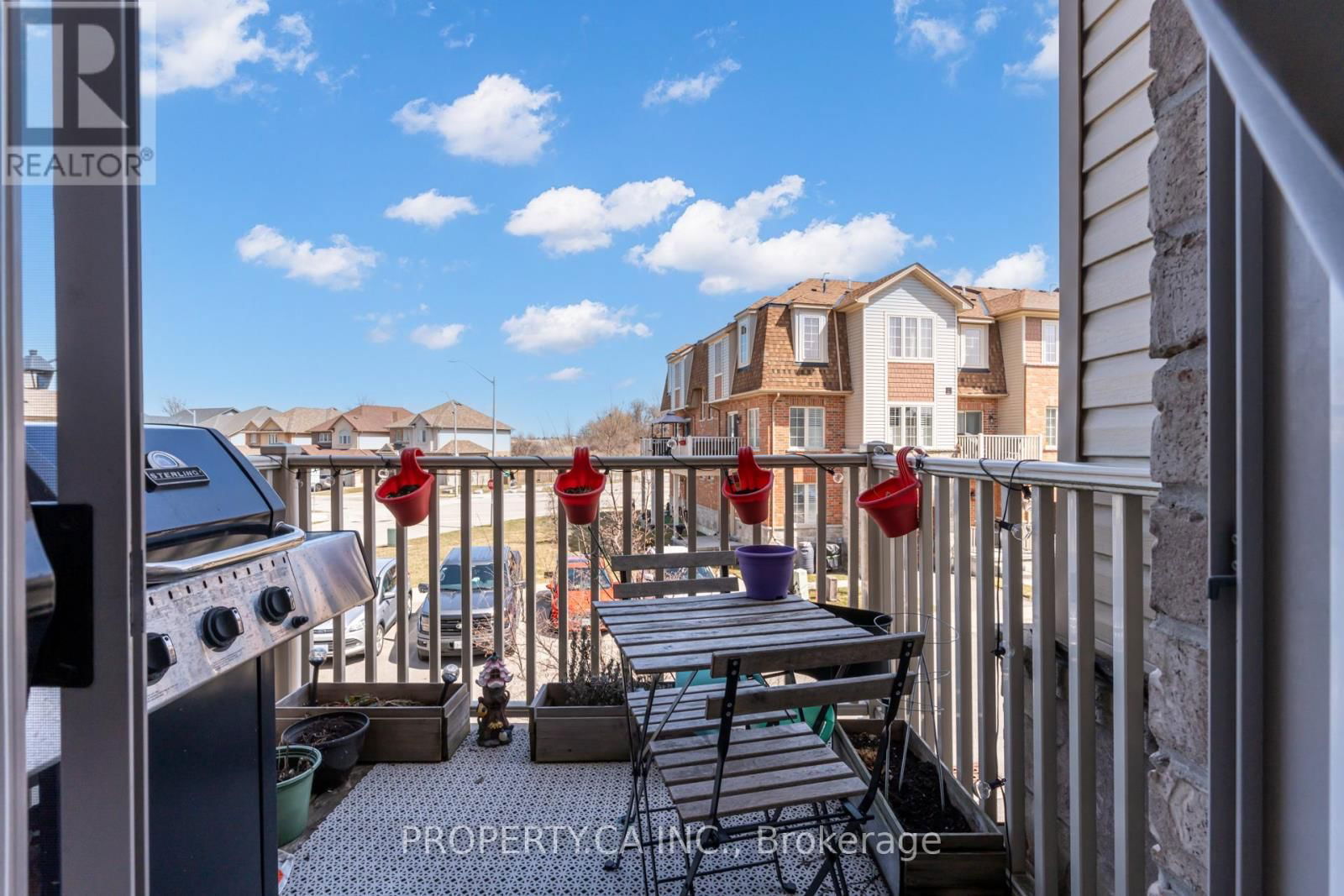 6 - 11 STOCKBRIDGE GARDENS Image 21