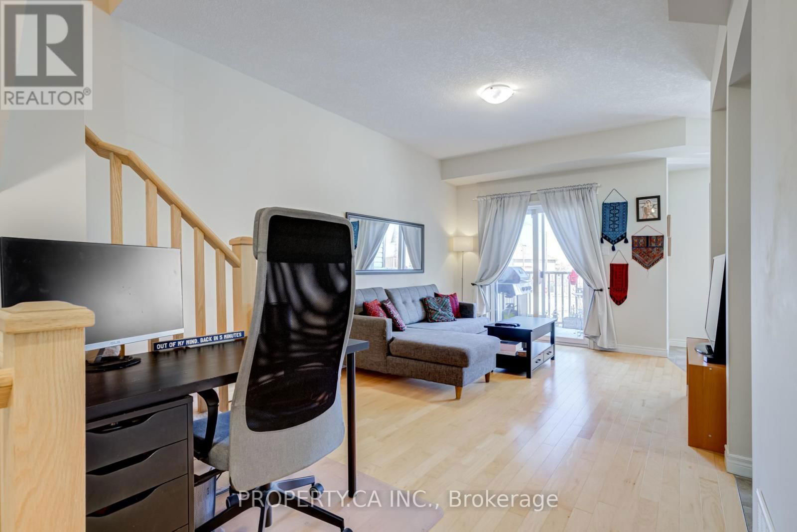 6 - 11 STOCKBRIDGE GARDENS Image 7