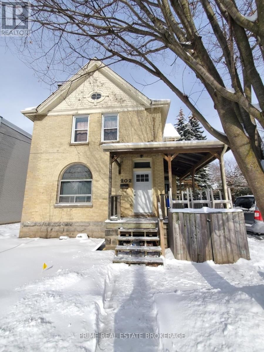 202 SYDENHAM STREET Image 1