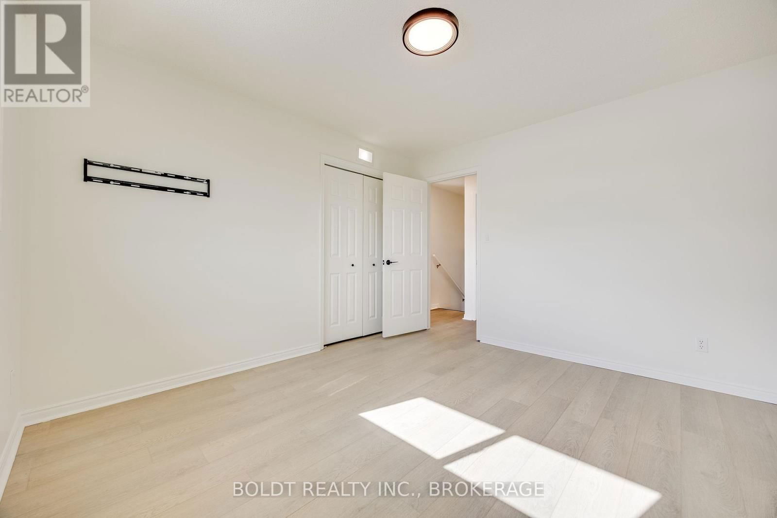14 JEANETTE DRIVE Image 13