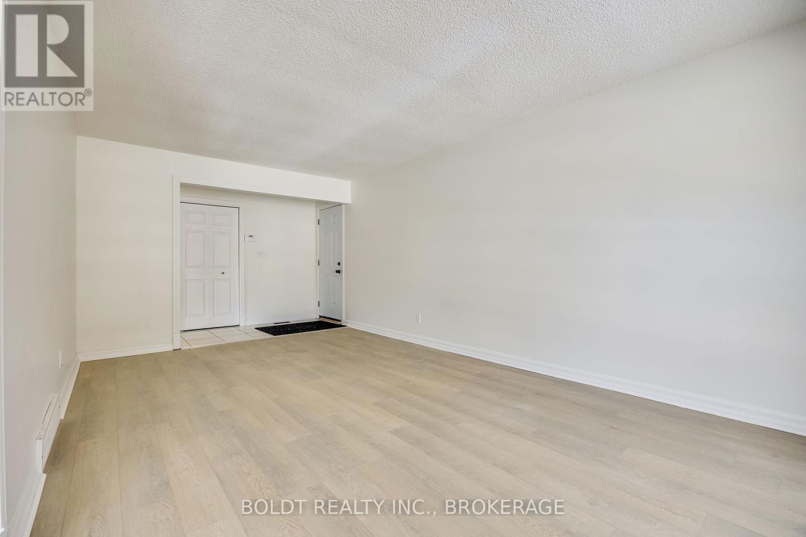 14 JEANETTE DRIVE Image 9