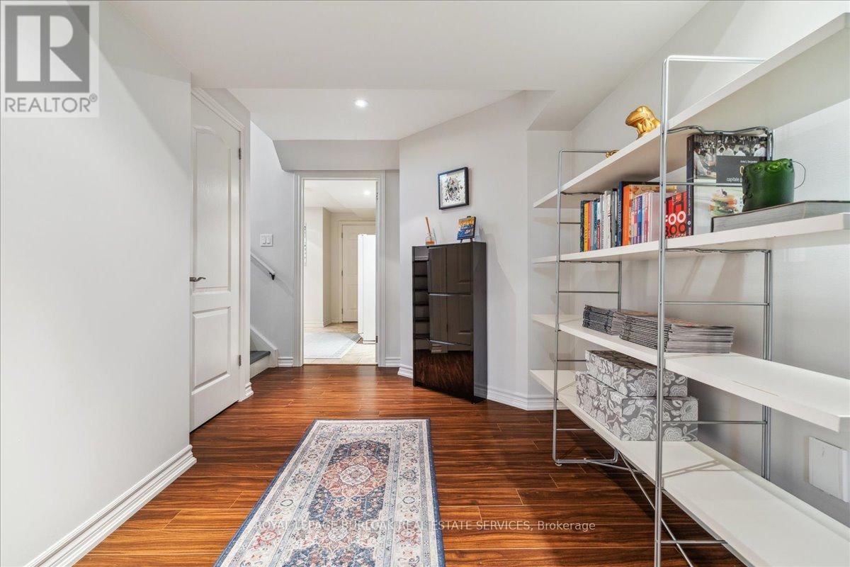 181 THEODORE DRIVE Image 32