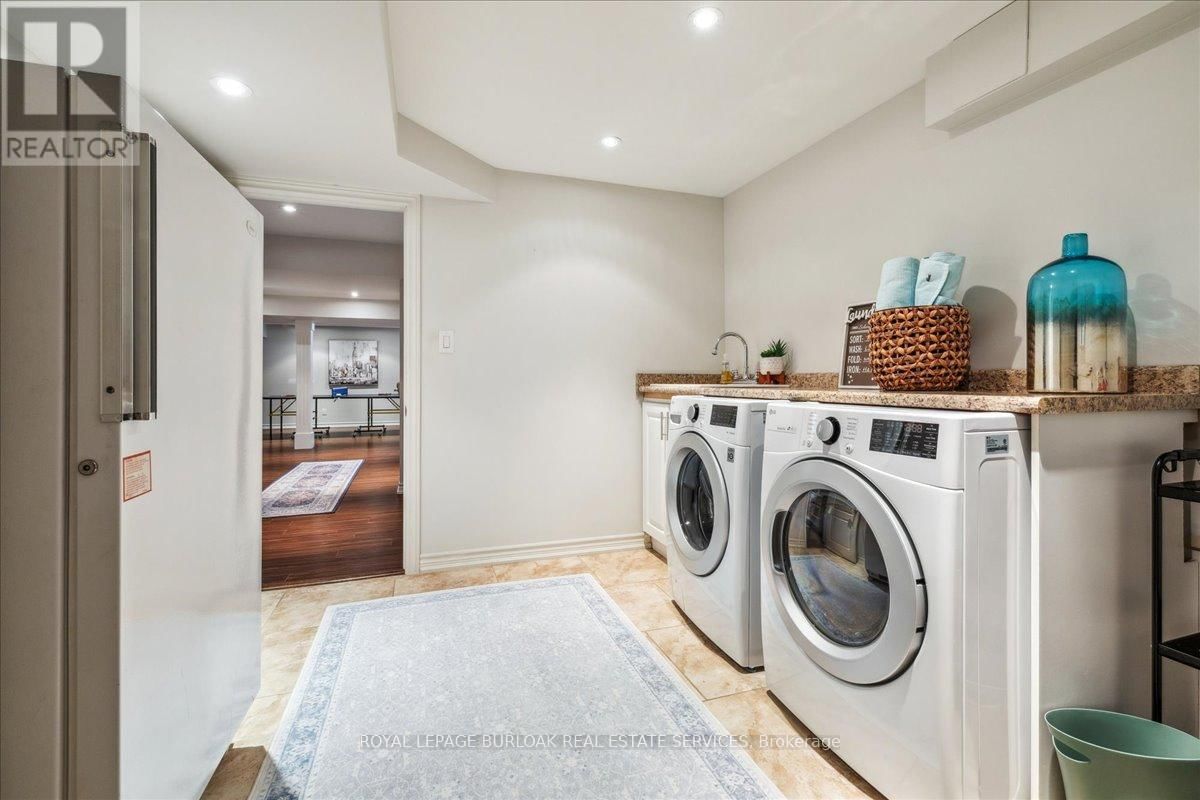 181 THEODORE DRIVE Image 33