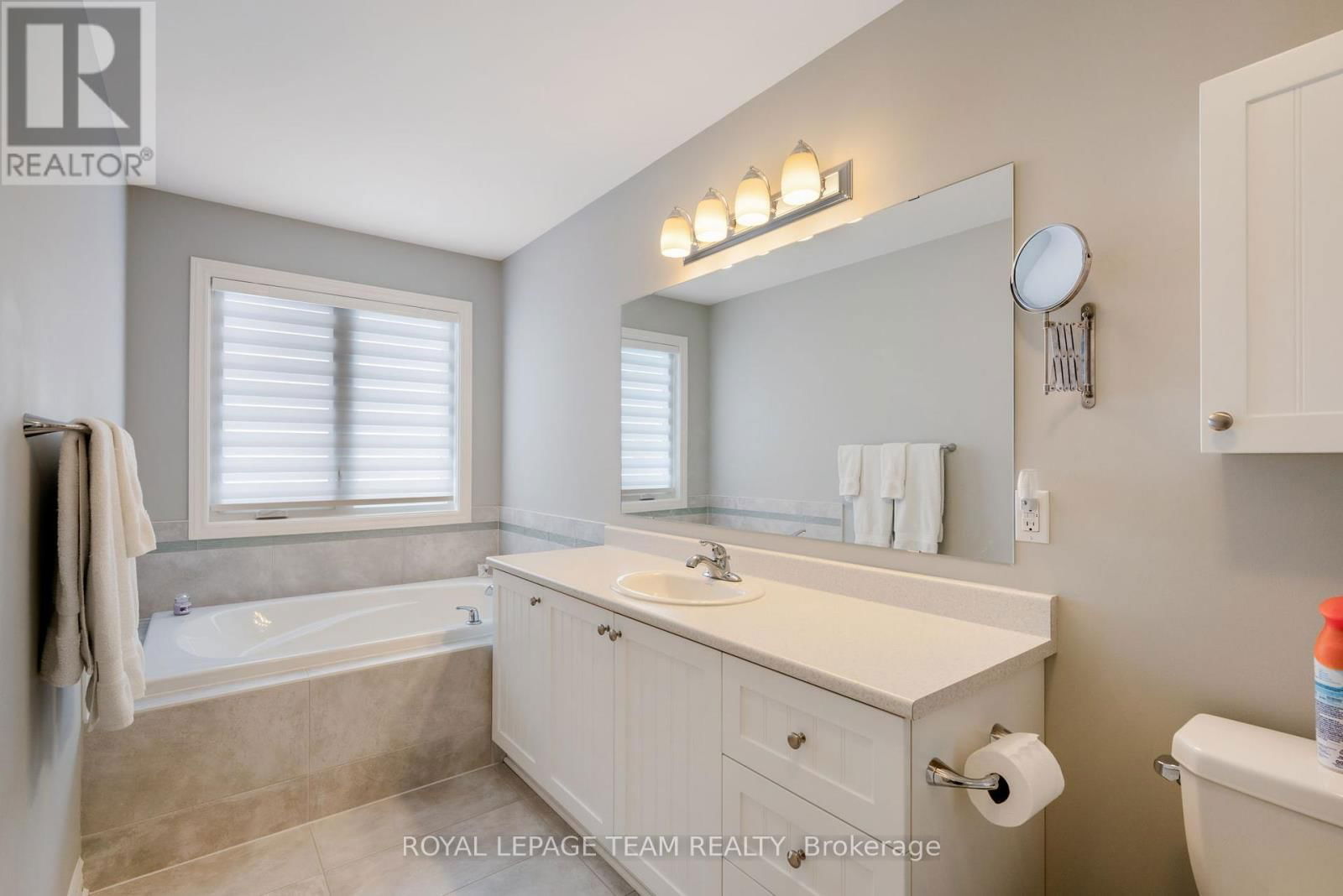 844 CEDAR CREEK DRIVE Image 15