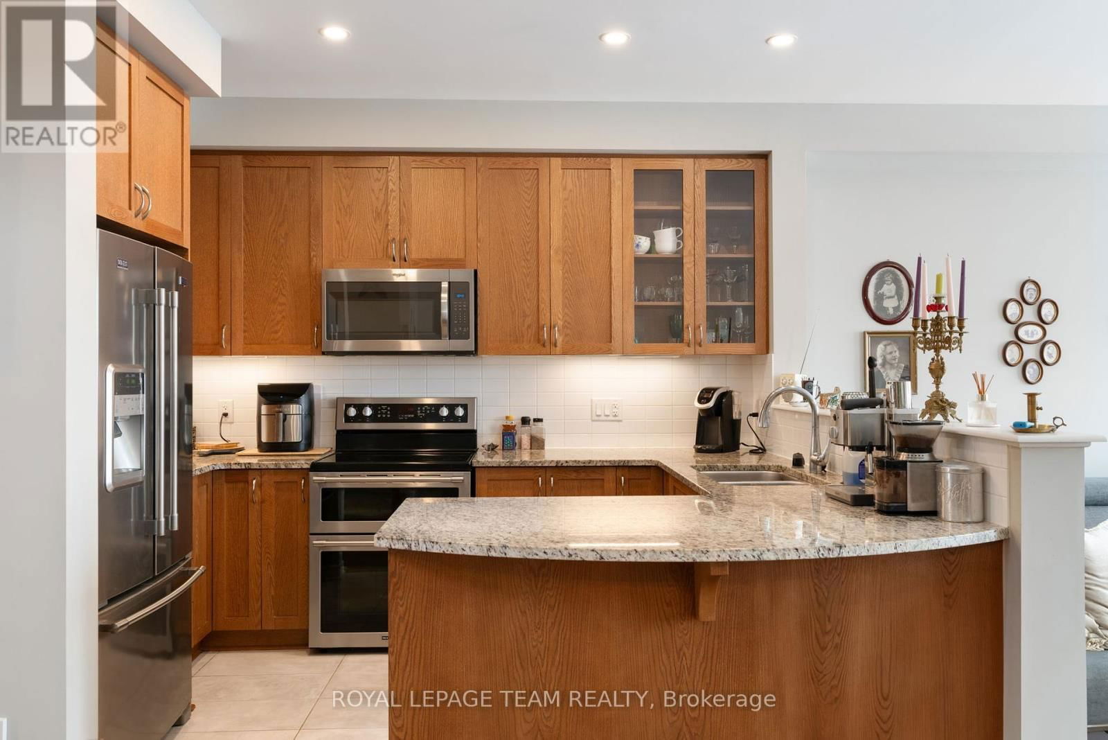 844 CEDAR CREEK DRIVE Image 6