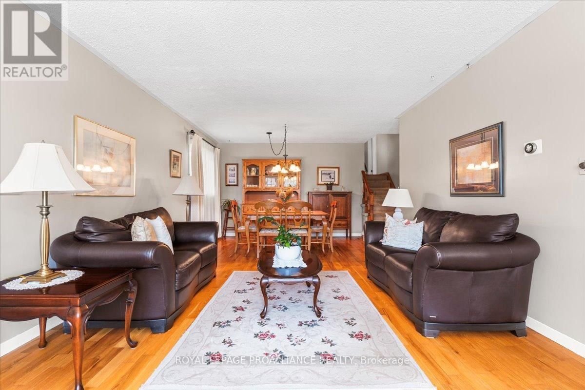 14 BRIARWOOD CRESCENT Image 11