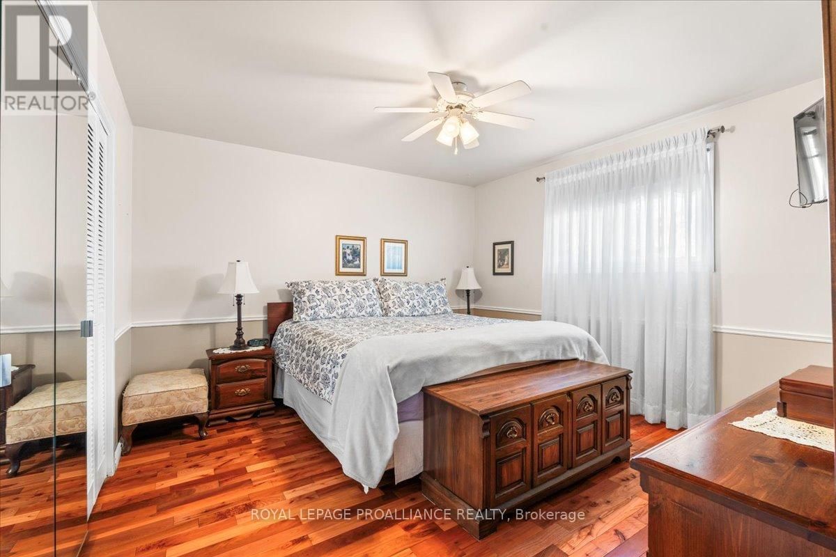 14 BRIARWOOD CRESCENT Image 29
