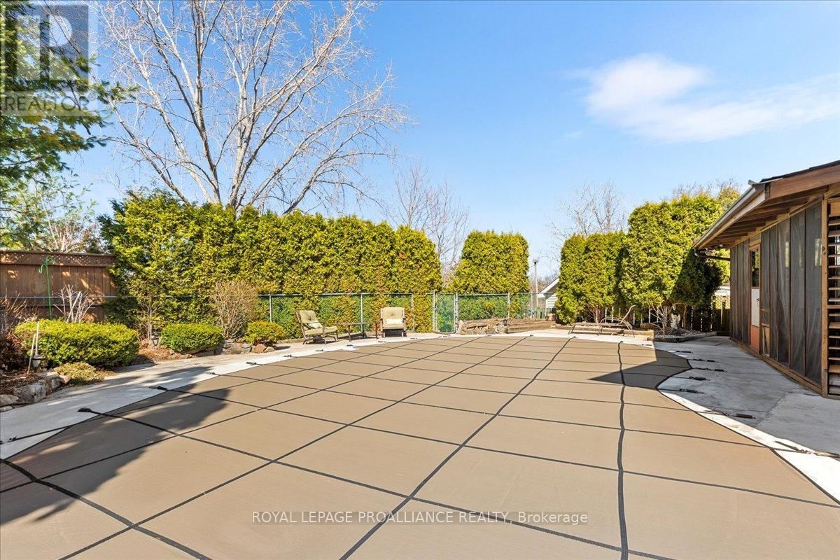 14 BRIARWOOD CRESCENT Image 40