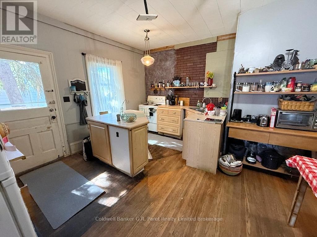 91 ROLPH STREET Image 17