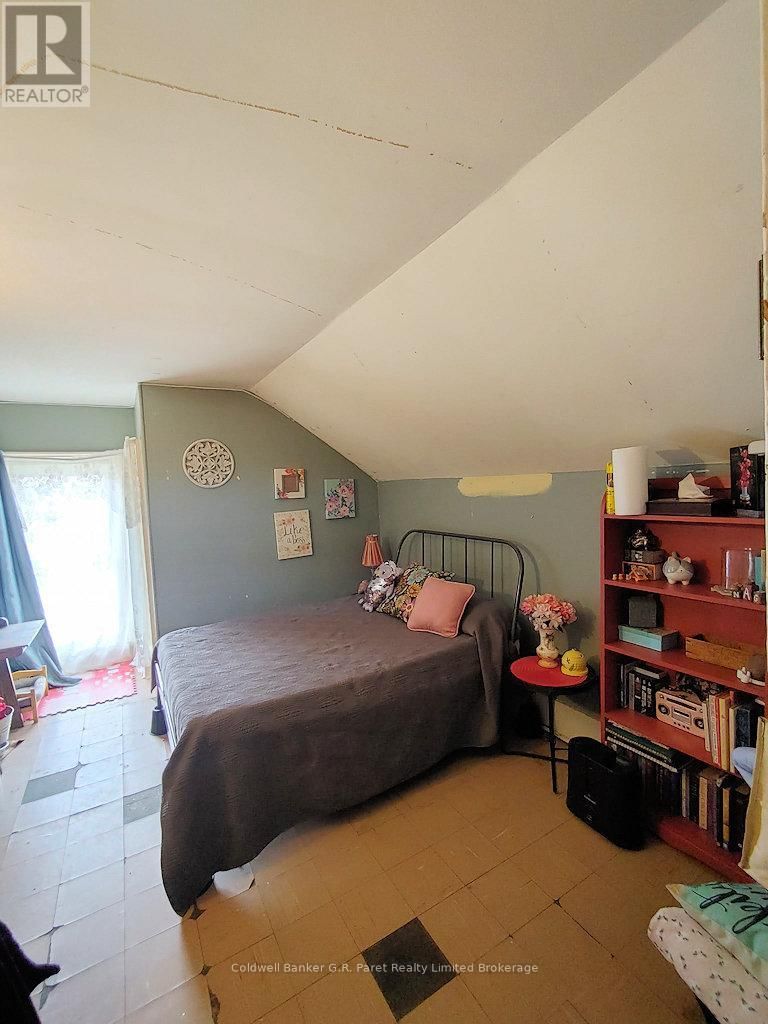 91 ROLPH STREET Image 18