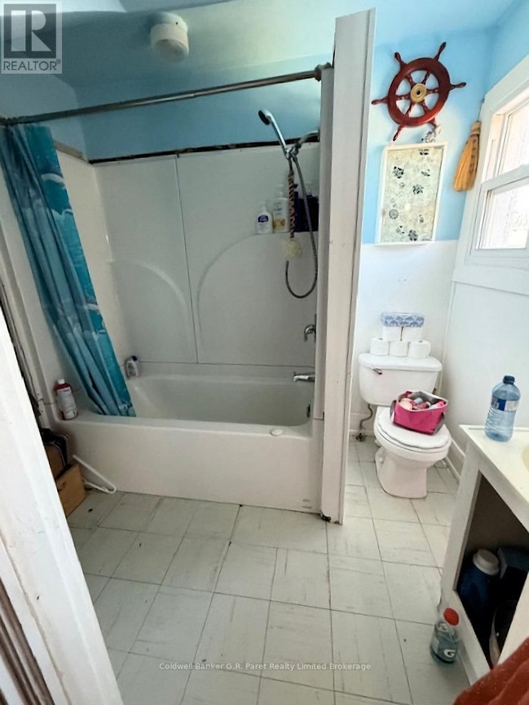 91 ROLPH STREET Image 38