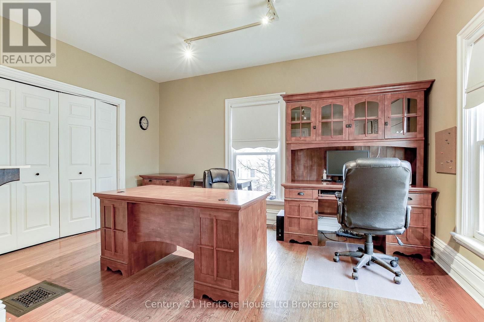 607 PRINCESS STREET Image 19