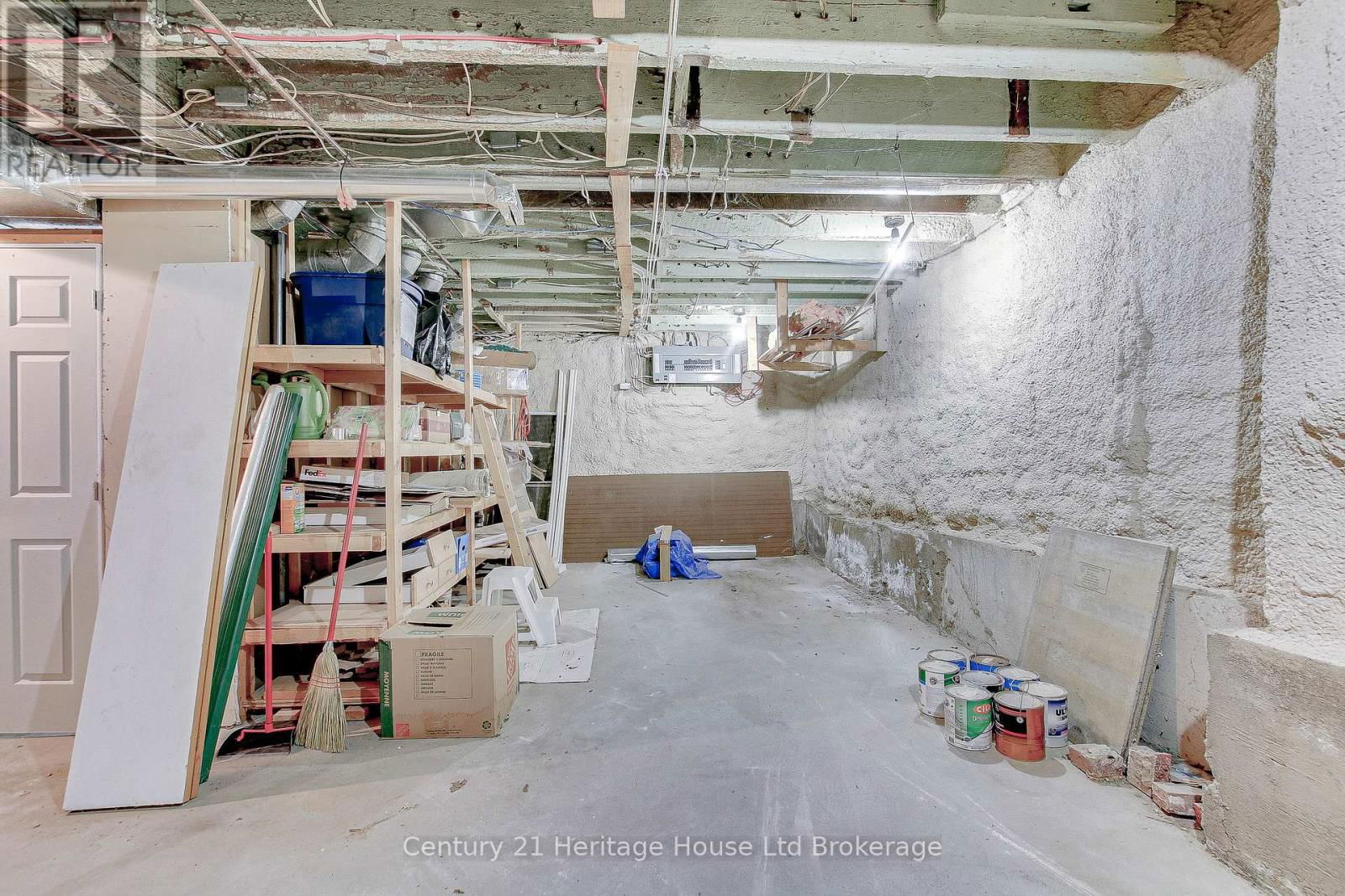 607 PRINCESS STREET Image 23