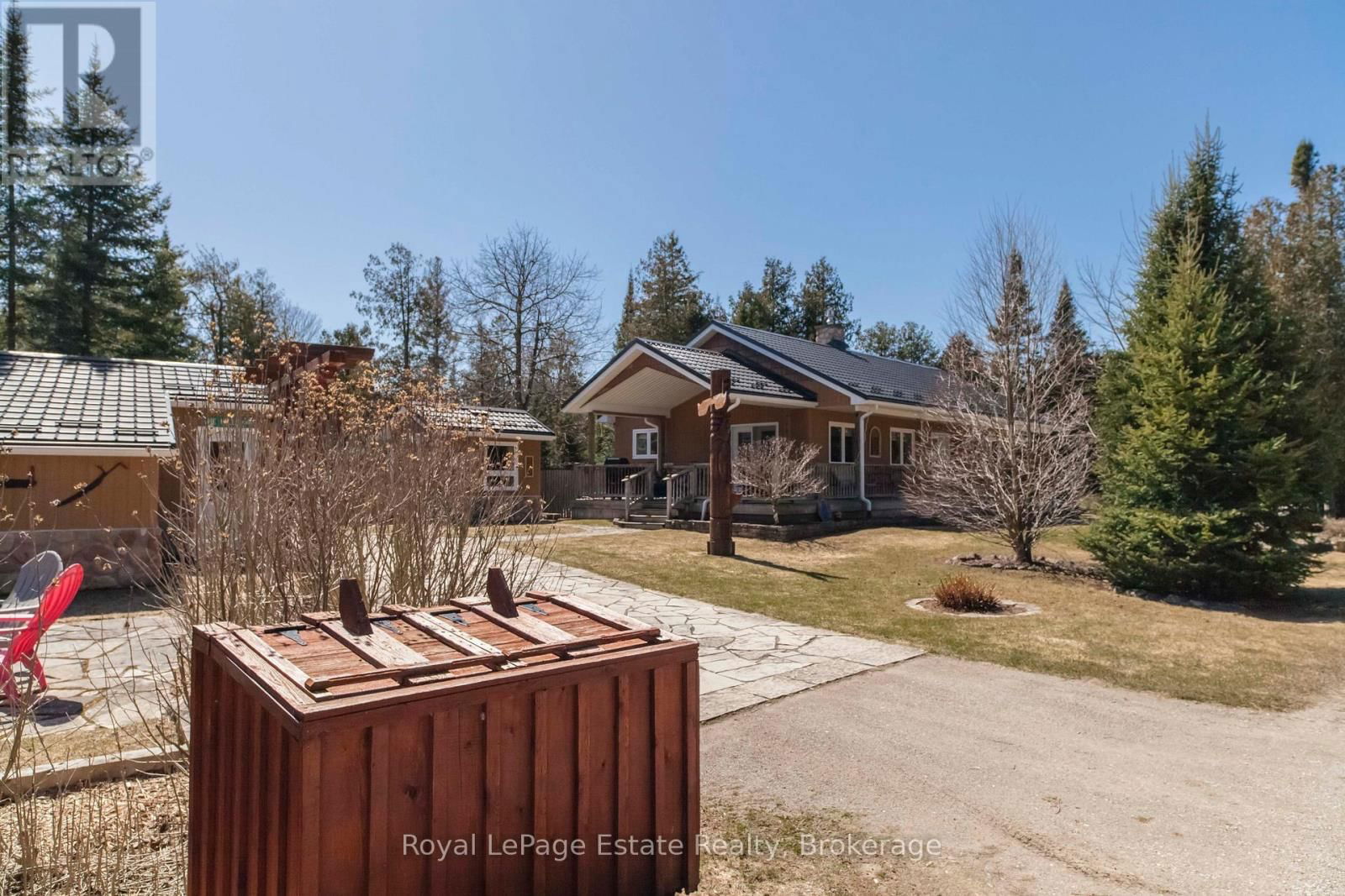 204 SEVENTH STREET NORTH Image 8