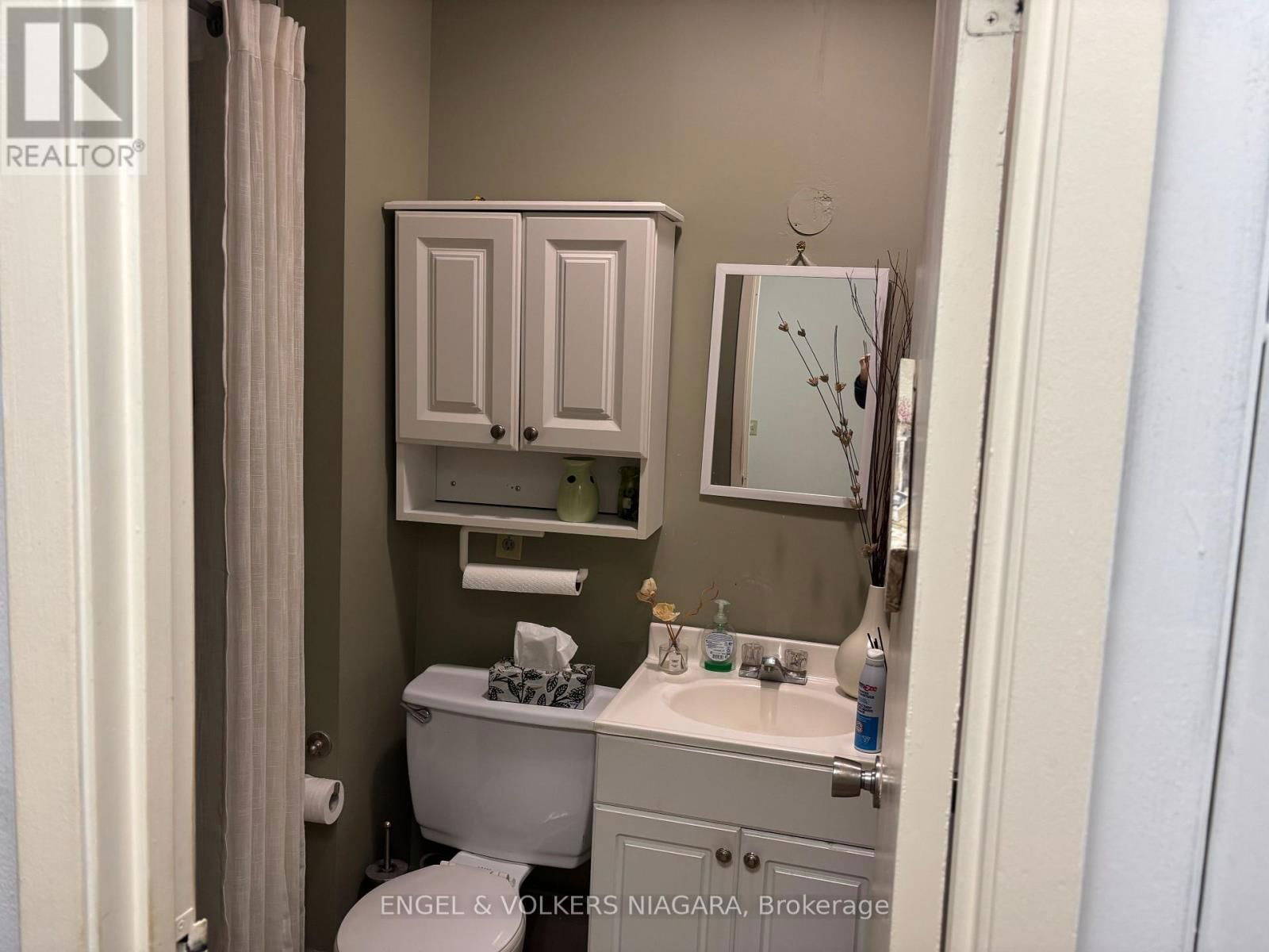 6120 DUNN STREET Image 11