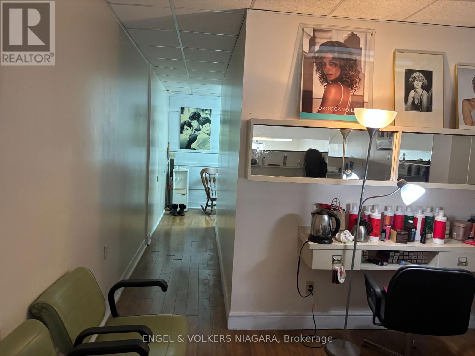 6120 DUNN STREET Image 7