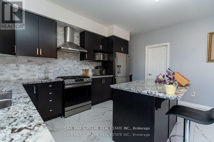 32 SLEETH STREET Image 15