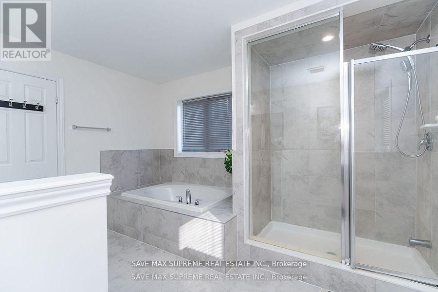 32 SLEETH STREET Image 23