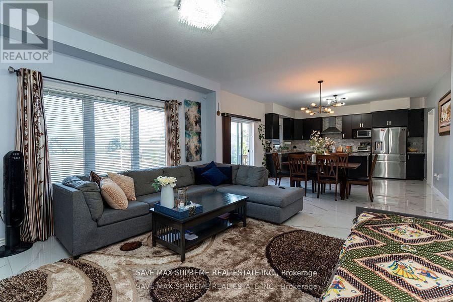 32 SLEETH STREET Image 9