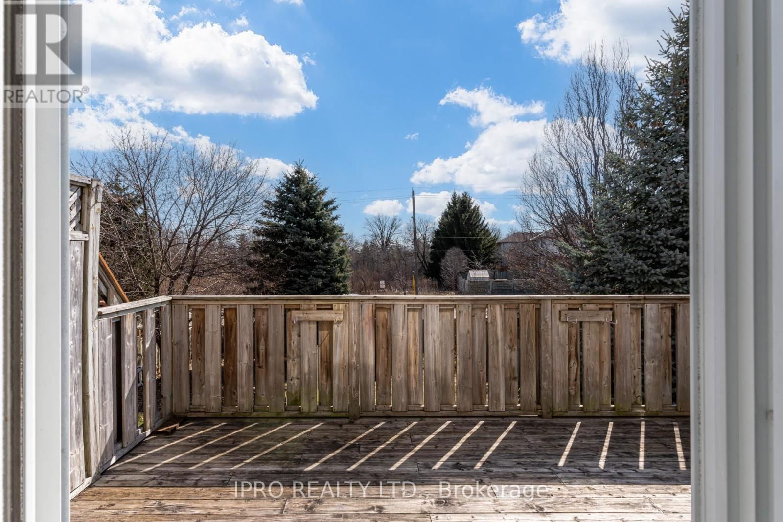 552 DANSBURY DRIVE Image 21