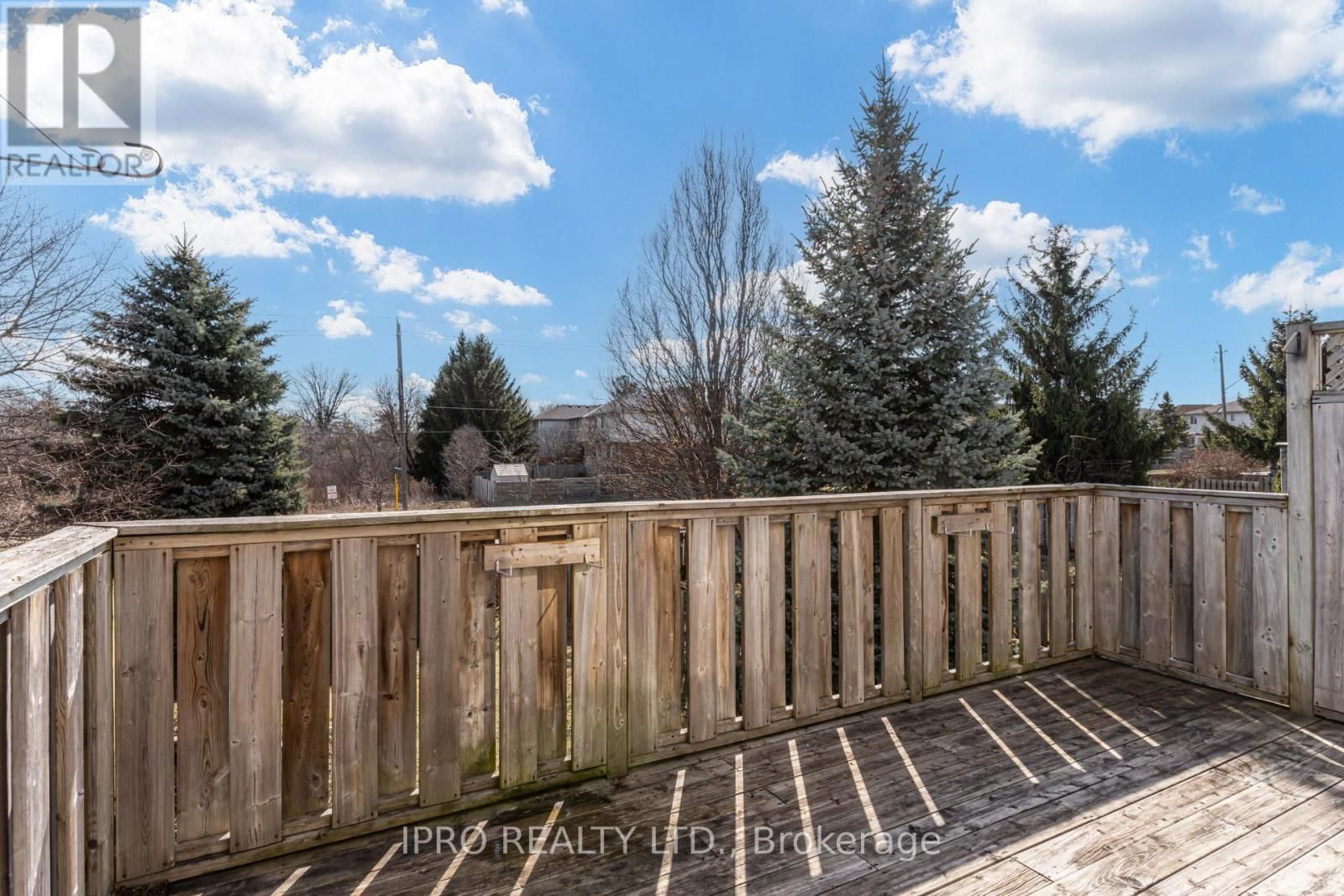 552 DANSBURY DRIVE Image 24