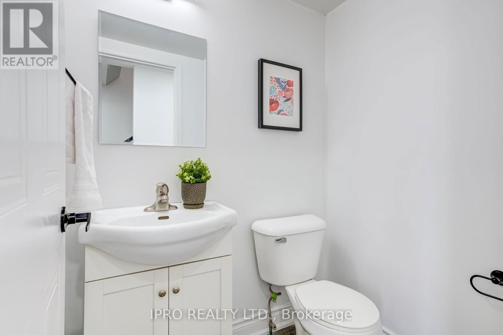 552 DANSBURY DRIVE Image 27