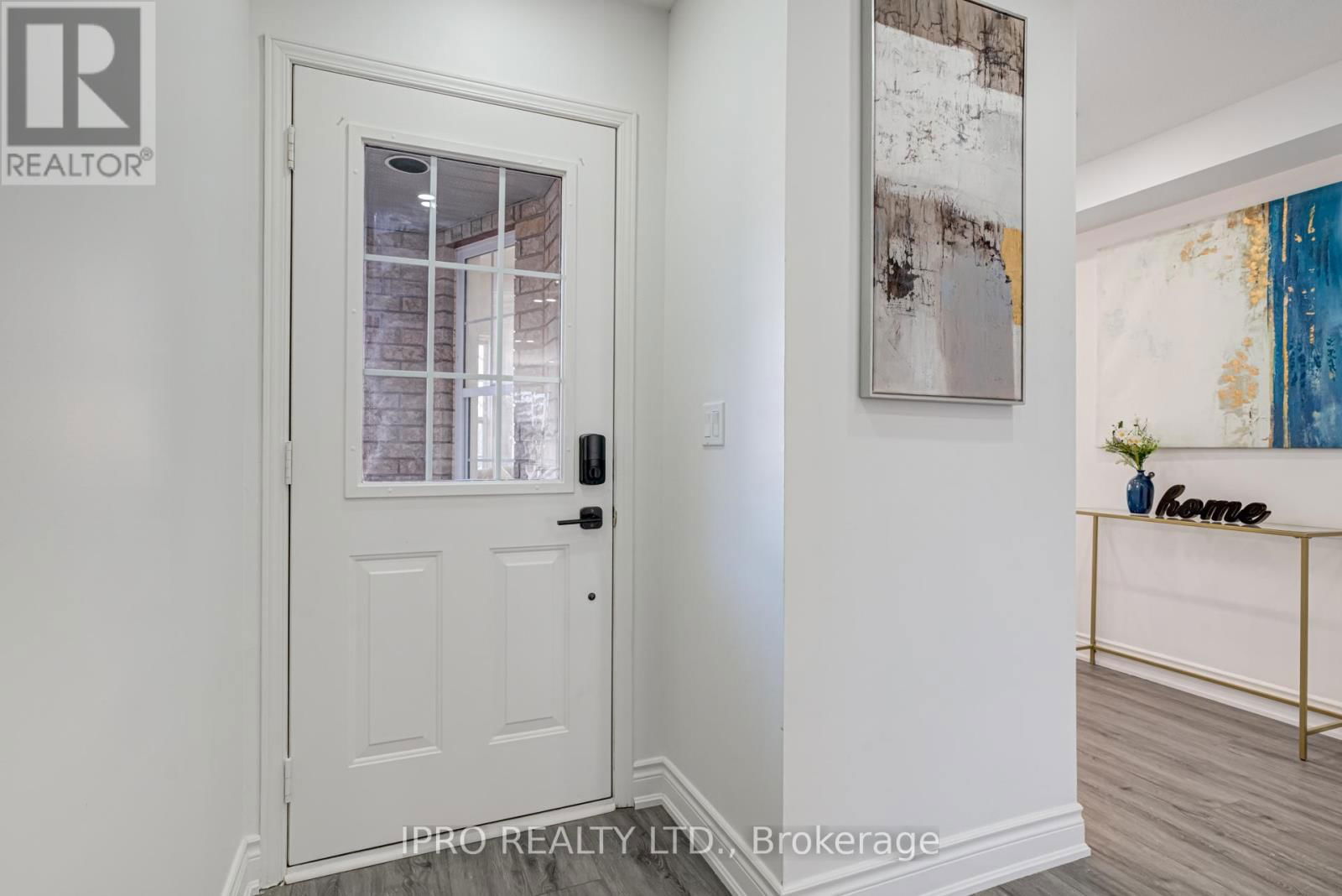 552 DANSBURY DRIVE Image 5