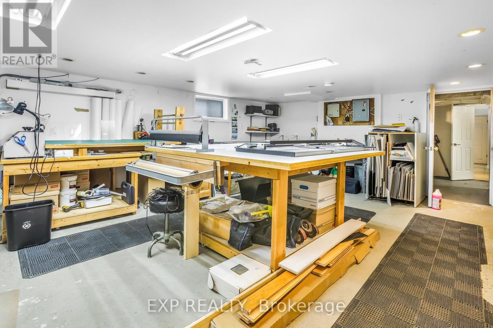 231 HIGHWAY #8 Image 9