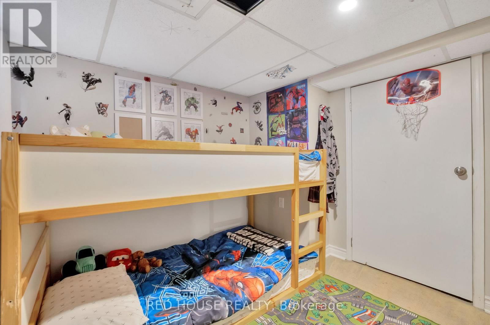 531 MCEWAN AVENUE EAST Image 9
