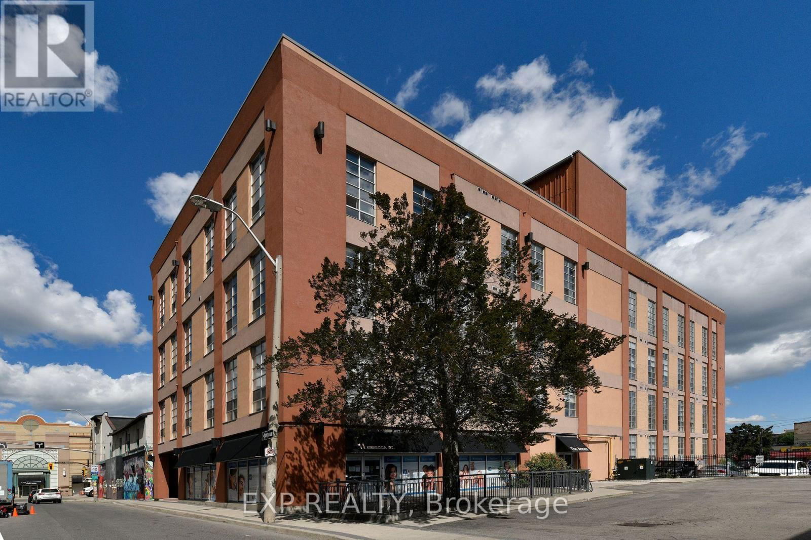 204 - 11 REBECCA STREET Image 1