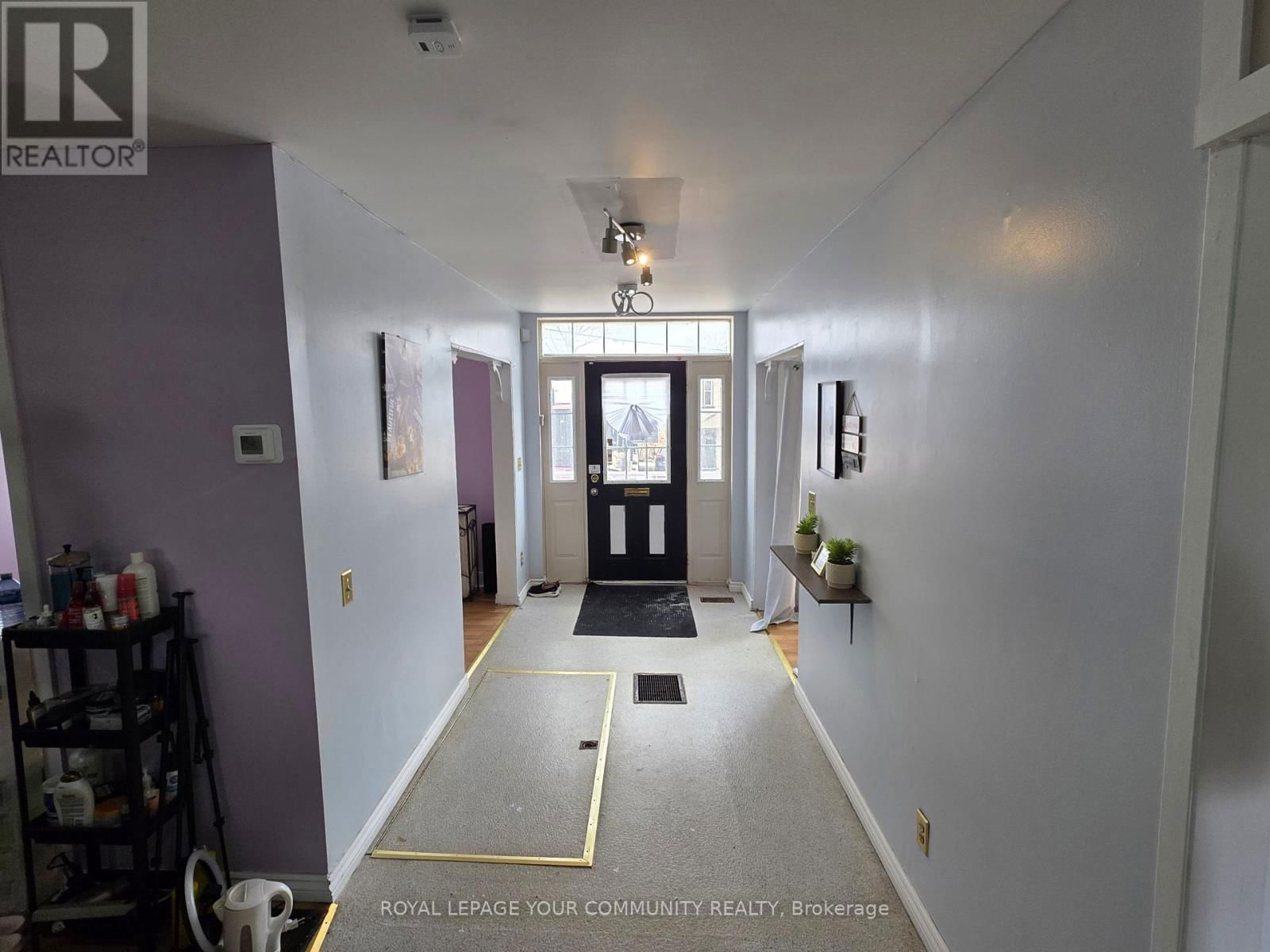 381 QUEEN STREET Image 3