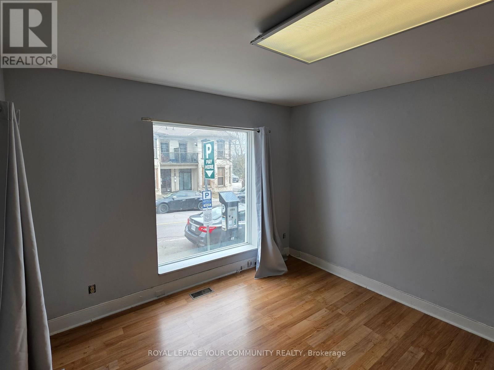 381 QUEEN STREET Image 7