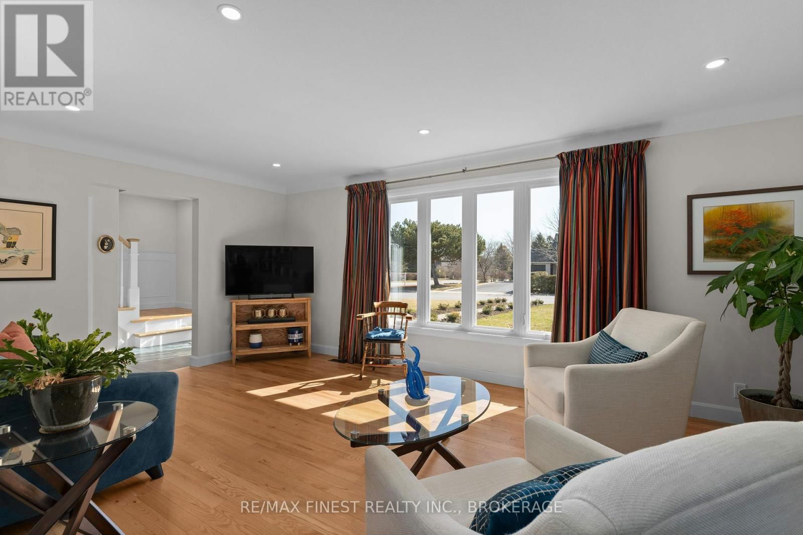 281 WELBORNE AVENUE Image 13
