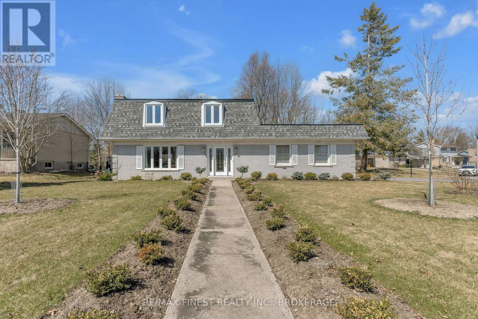 281 WELBORNE AVENUE Image 2