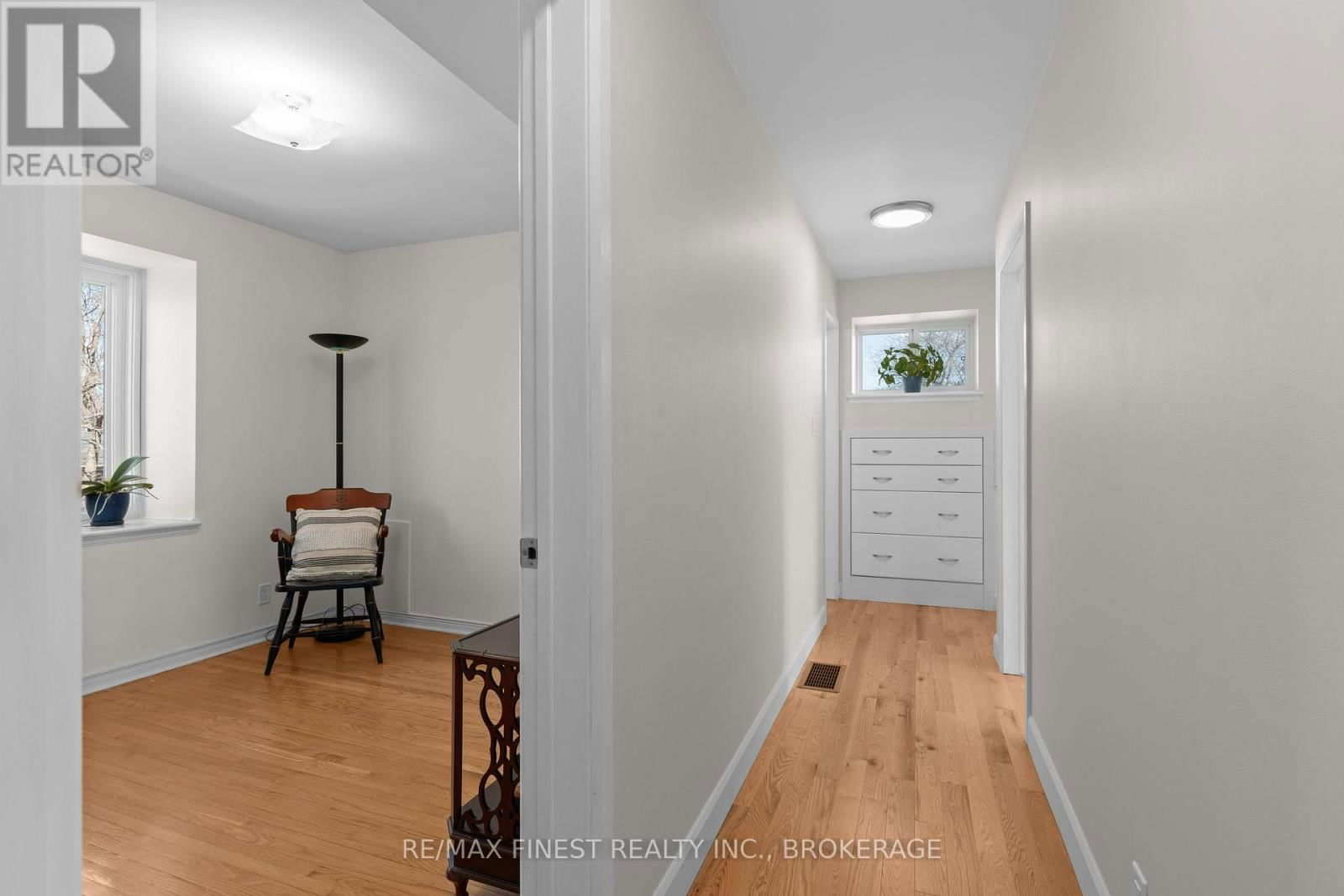 281 WELBORNE AVENUE Image 27
