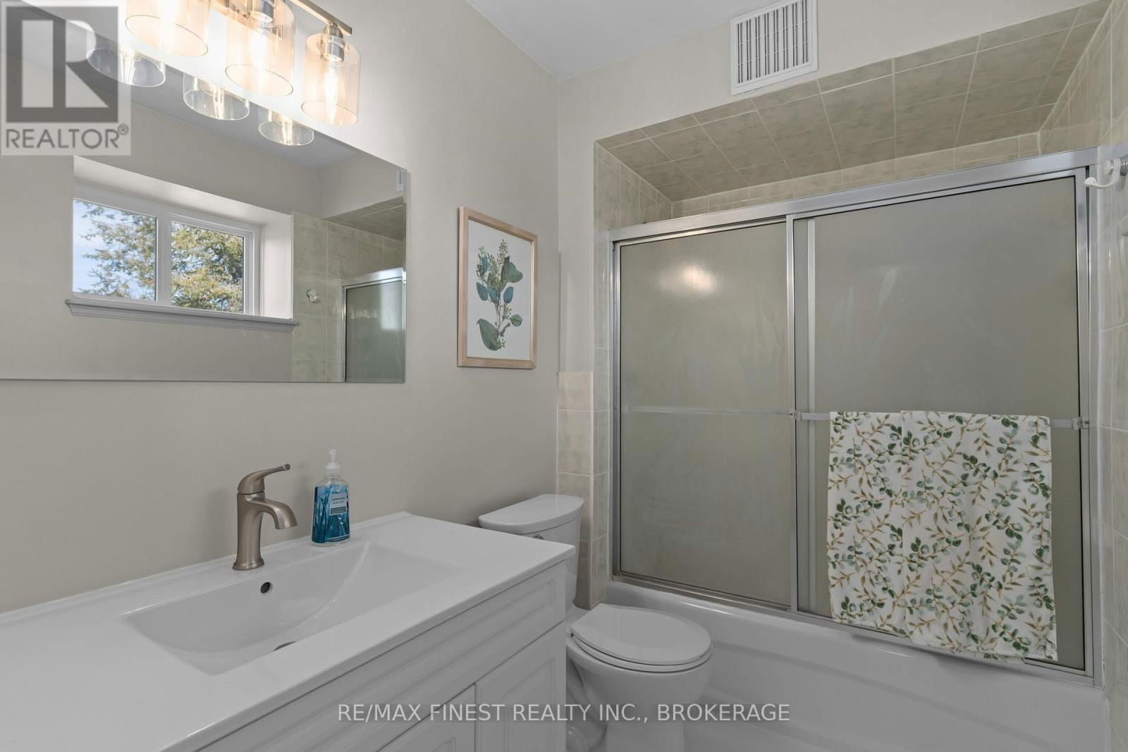 281 WELBORNE AVENUE Image 31