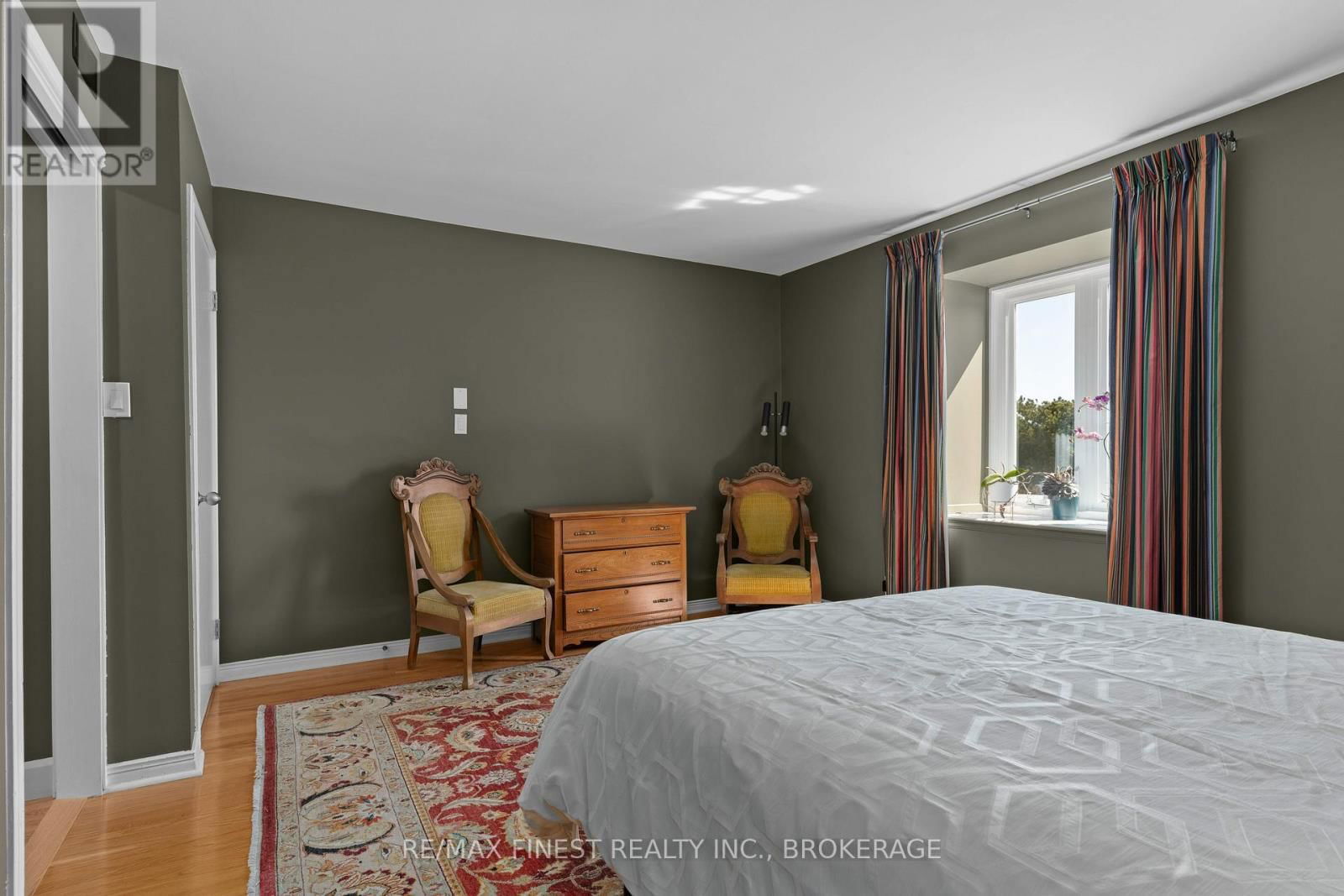 281 WELBORNE AVENUE Image 34
