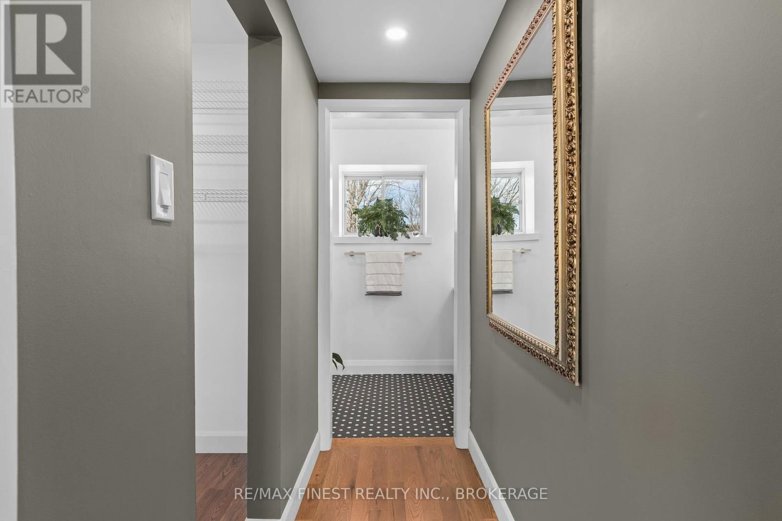 281 WELBORNE AVENUE Image 35