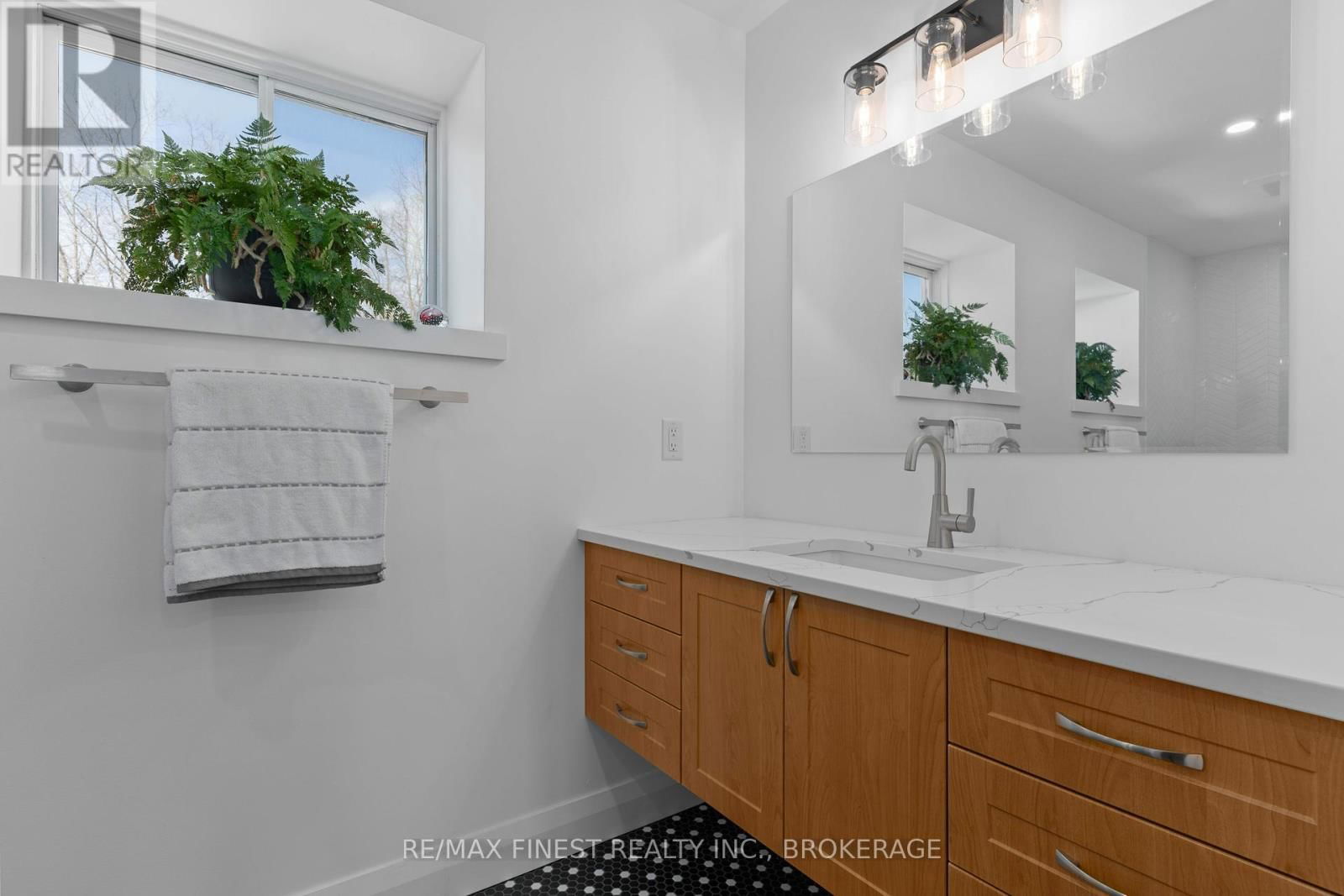 281 WELBORNE AVENUE Image 37