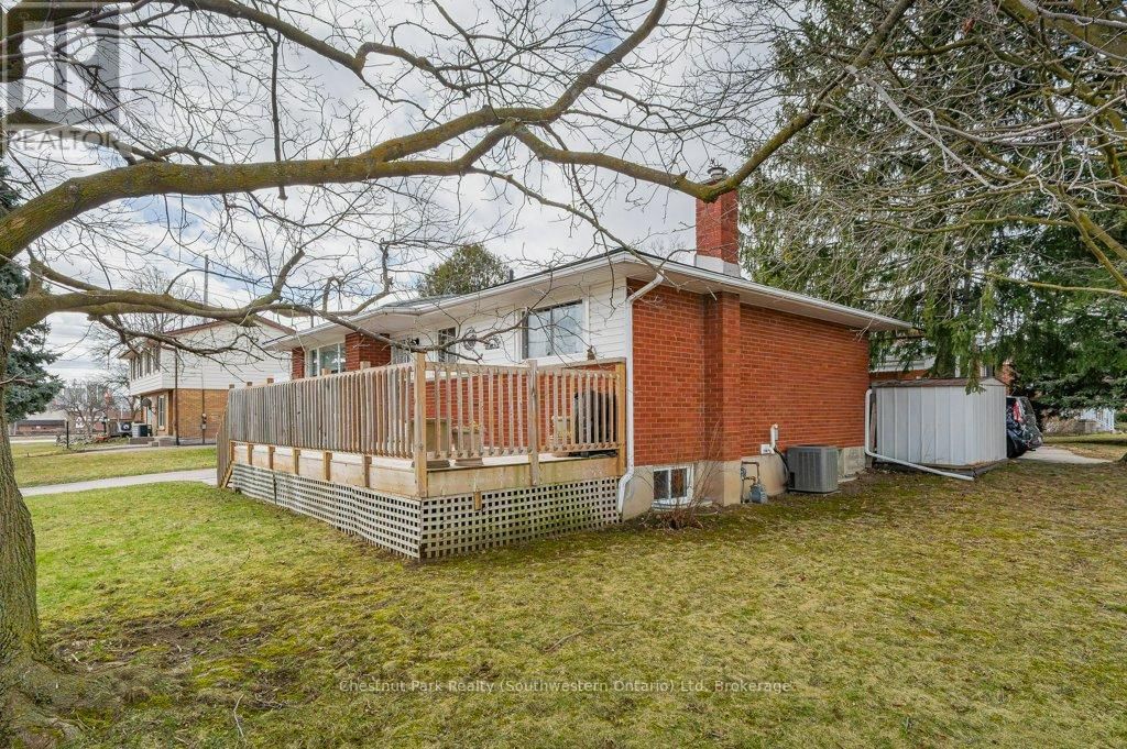 66 JUNE AVENUE Image 40
