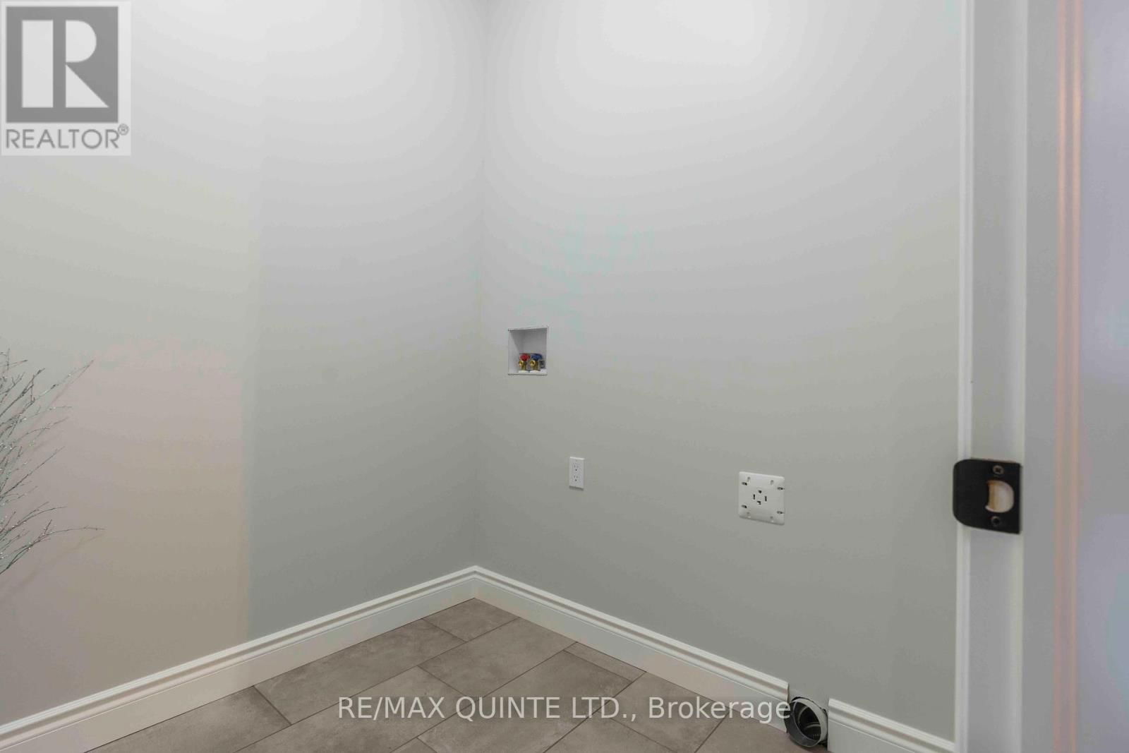 79 RAYCROFT DRIVE Image 19